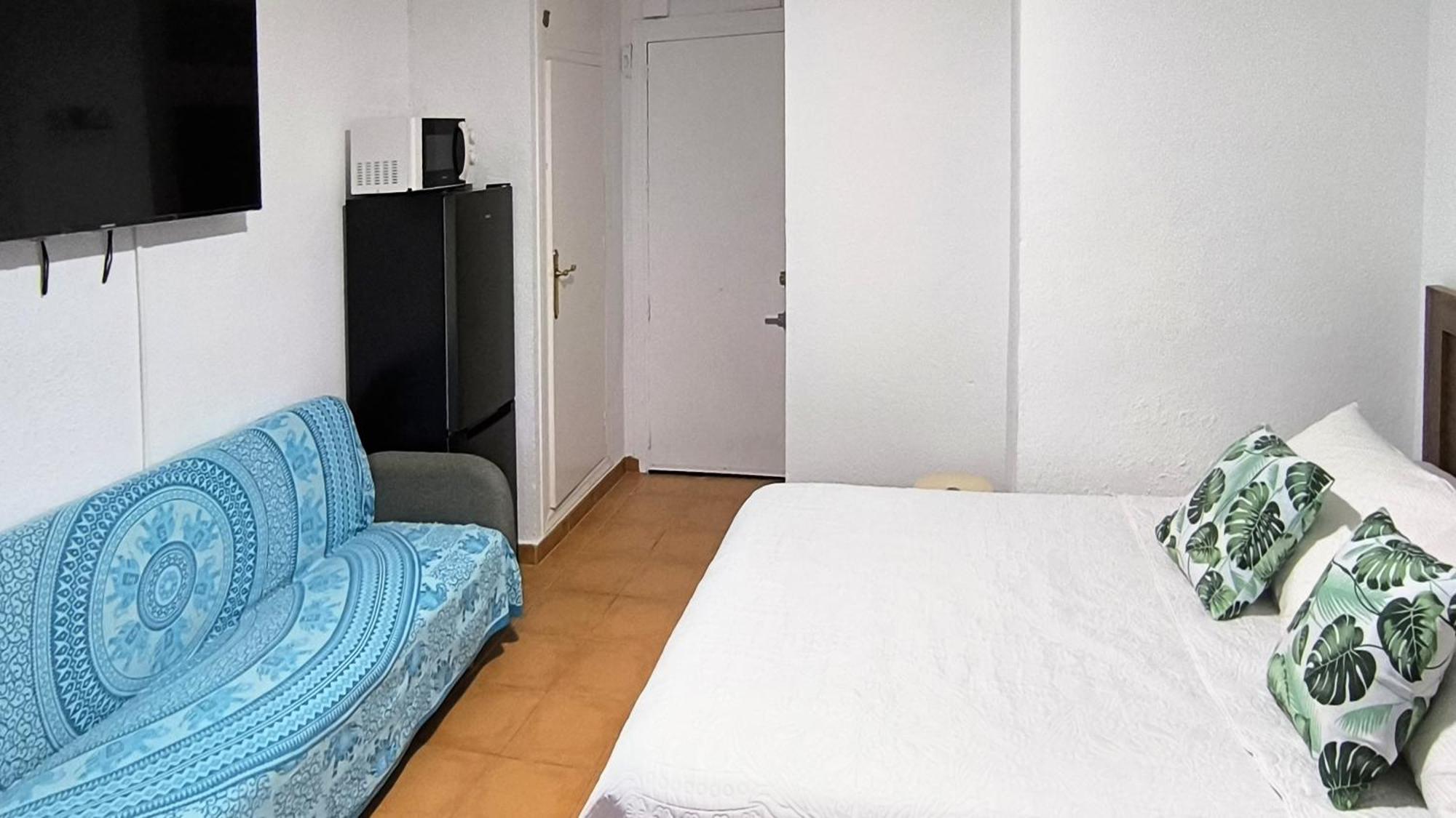 Las Naciones Studio Apartment Benalmadena Bagian luar foto